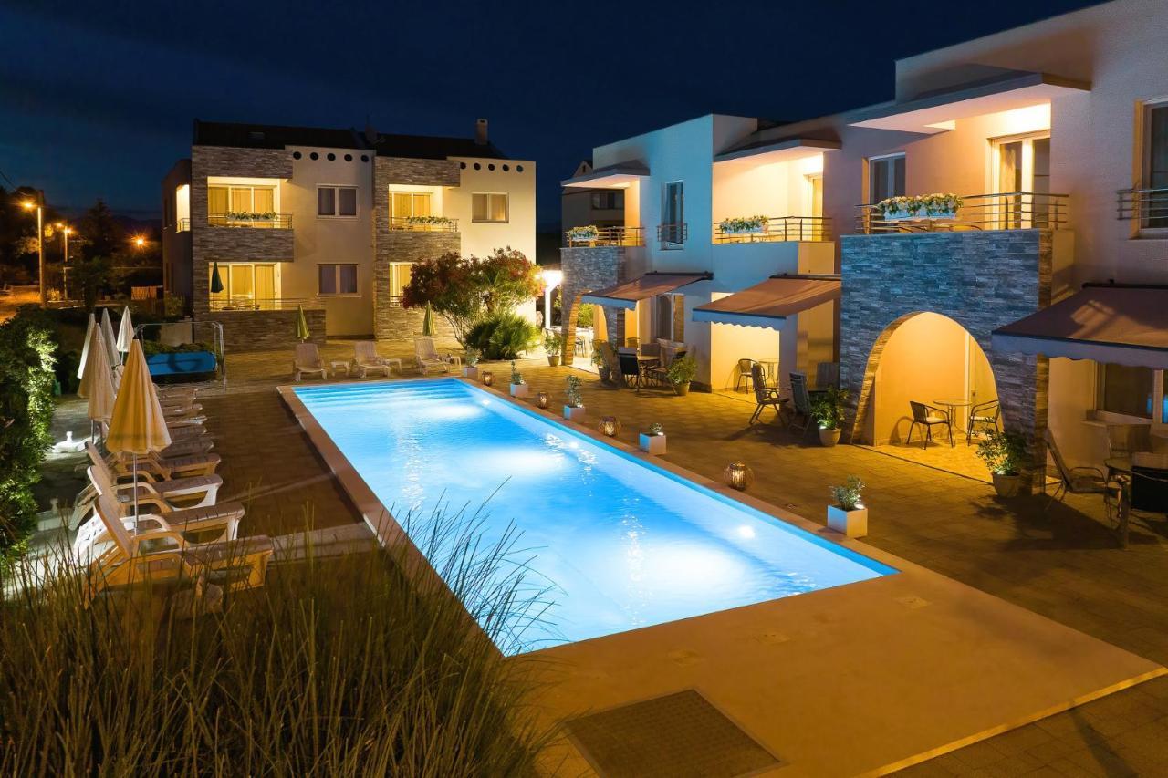 Apartments Punta Privlaka  Extérieur photo