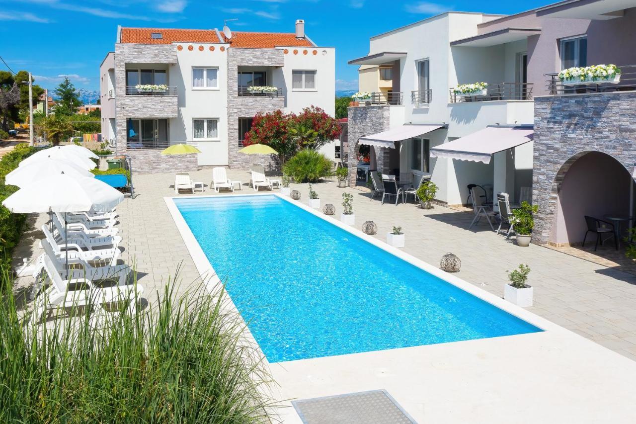 Apartments Punta Privlaka  Extérieur photo