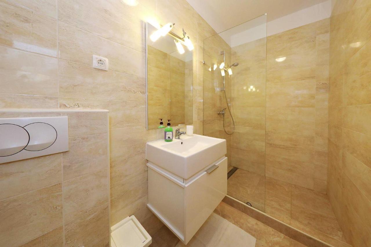 Apartments Punta Privlaka  Extérieur photo
